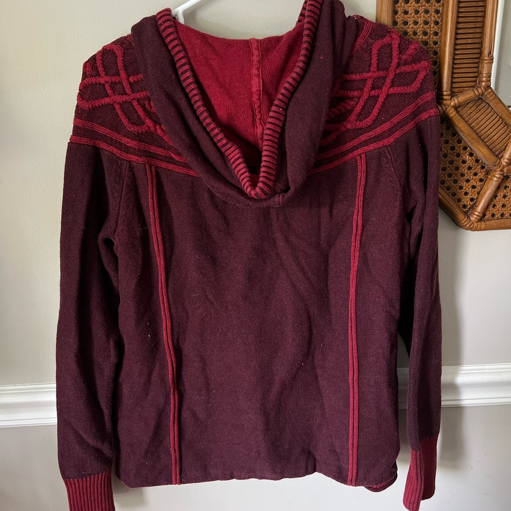 Eddie Bauer Burgundy and Red Knit Hooded Pullover - Picture 4 of 5